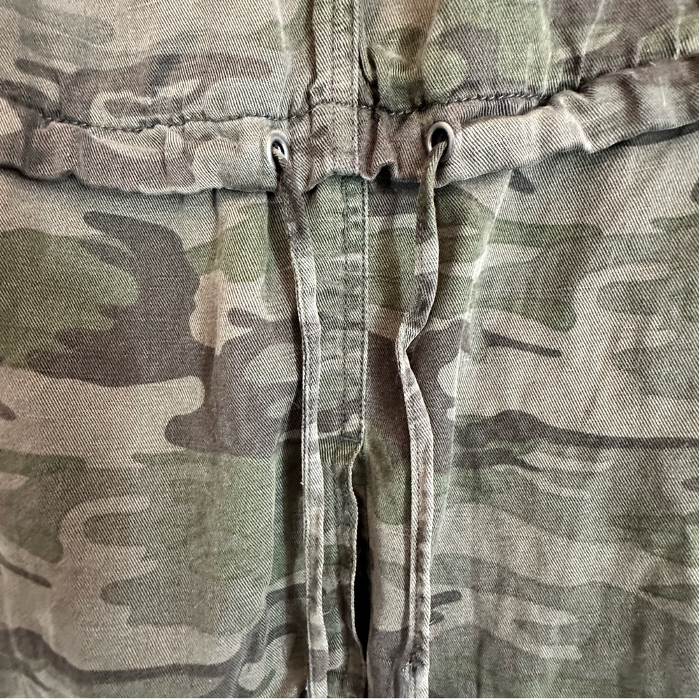 Sanctuary “The Safari Jacket” Camo Sleeveless Utility Vest XS with Pockets - Picture 5 of 6
